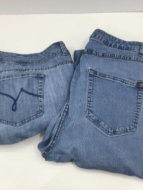2 Pairs Vintage Blue Jeans Capris Women's 26 Tall Pockets Cotton Blend Stretch